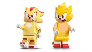 LEGO® Sonic the Hedgehog™ 77003 Super Shadow vs. Biolizard